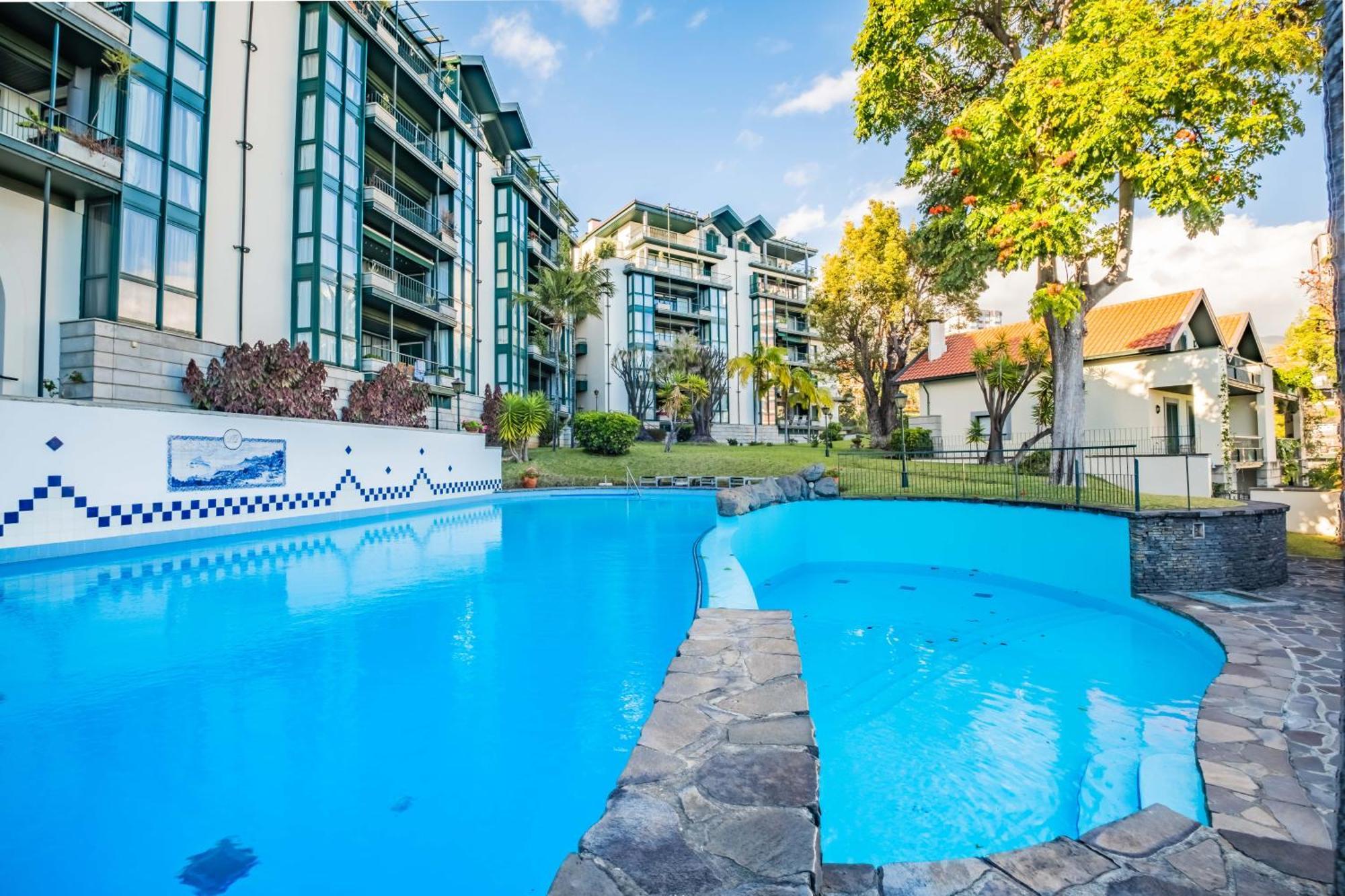 Ferienwohnung Luxury Oceanfront At Reid'S Gardens Funchal  Exterior foto